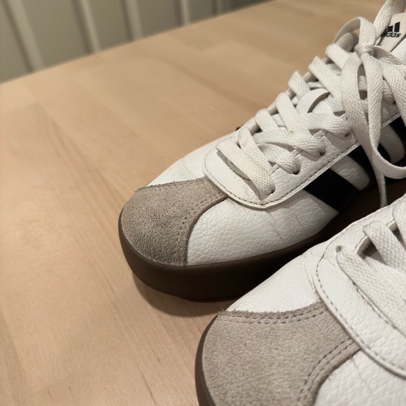 Adidas Womens VL court 3.0, White and Black Sneakers - Picture 11 of 12